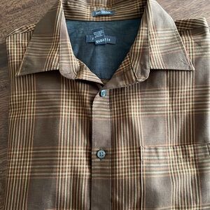 Van Huesen no iron brown plaid button down